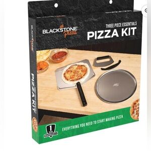 Blackstone Pizza Kit - Black and Silver